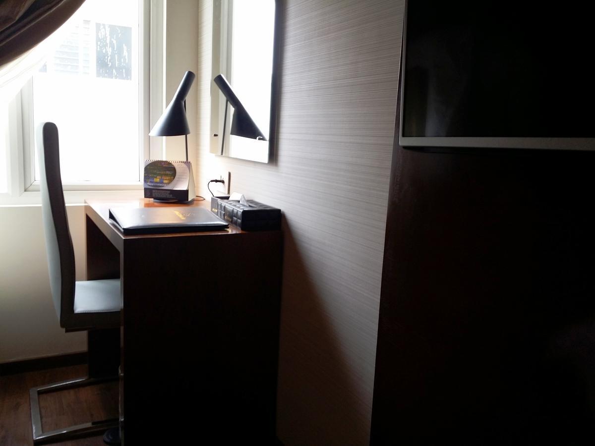 Hotel Oxina Lygon Tiruchirappalli エクステリア 写真
