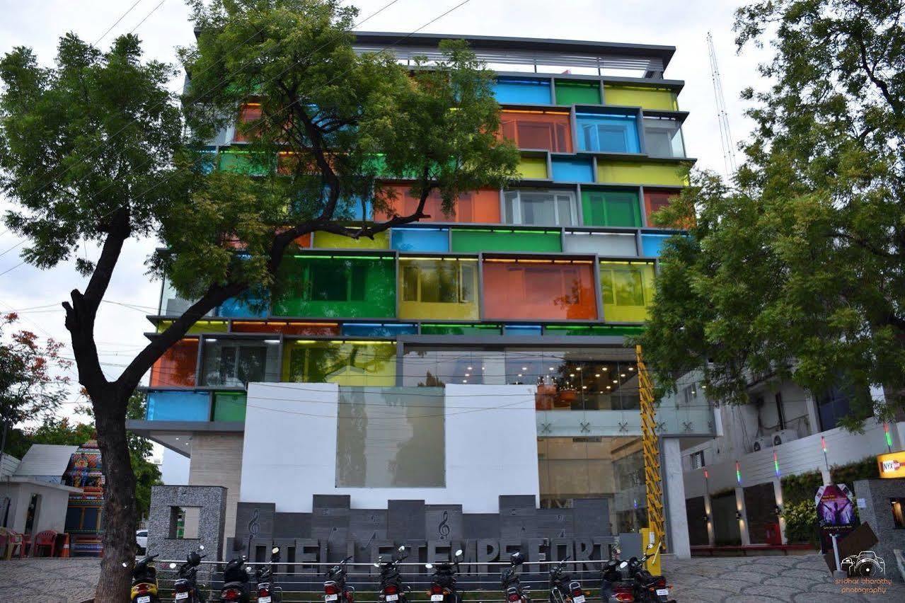 Hotel Oxina Lygon Tiruchirappalli エクステリア 写真