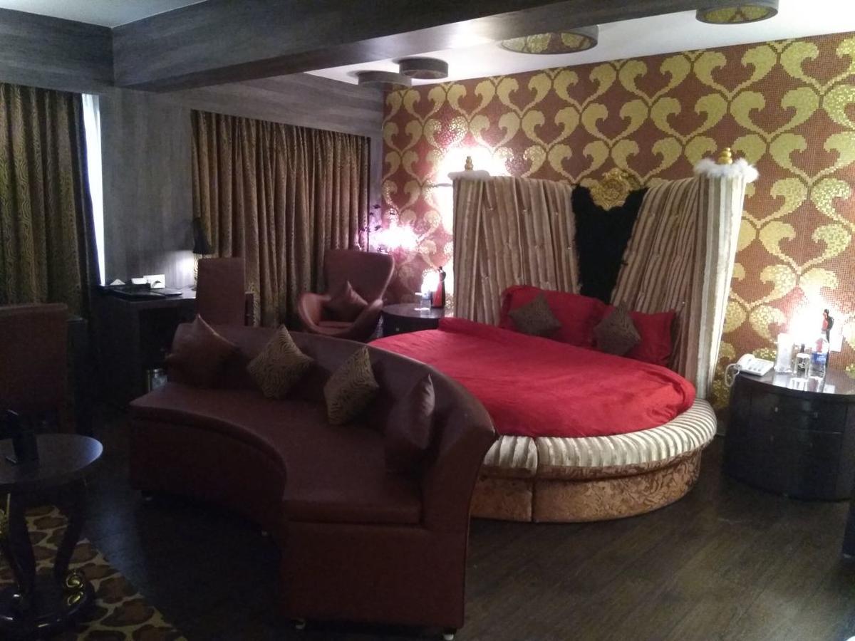 Hotel Oxina Lygon Tiruchirappalli エクステリア 写真