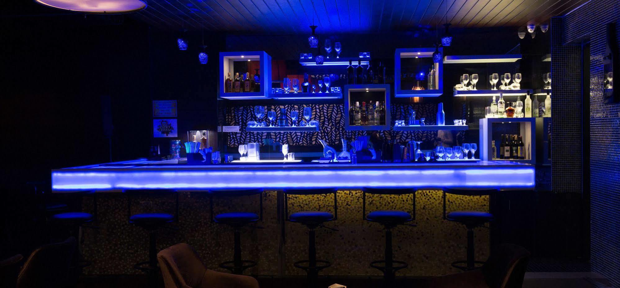 Hotel Oxina Lygon Tiruchirappalli エクステリア 写真